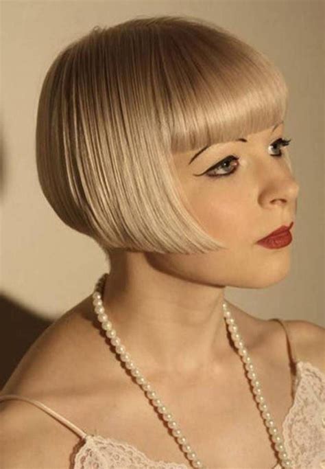 flapper bob short haircut.